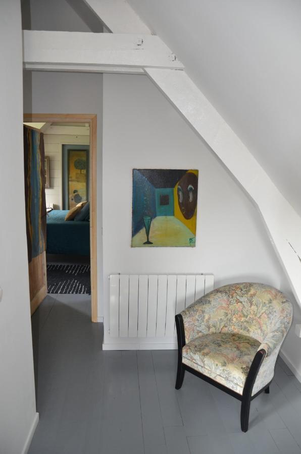 O Grenier De L'Artiste Apartment Bazenville Екстериор снимка